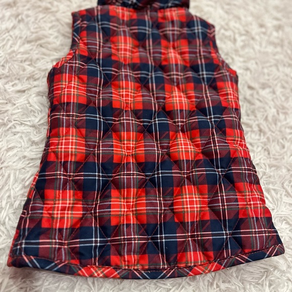 Crown & Ivy Girls Tartan Plaid Quilted Vest girls Size 2T - Picture 4 of 4